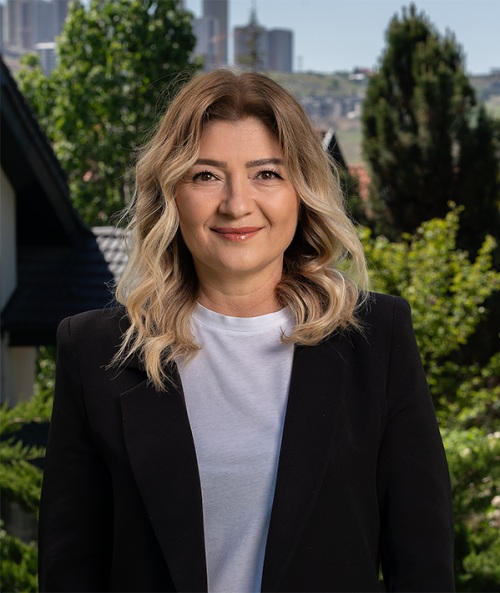 sebnem sebnem